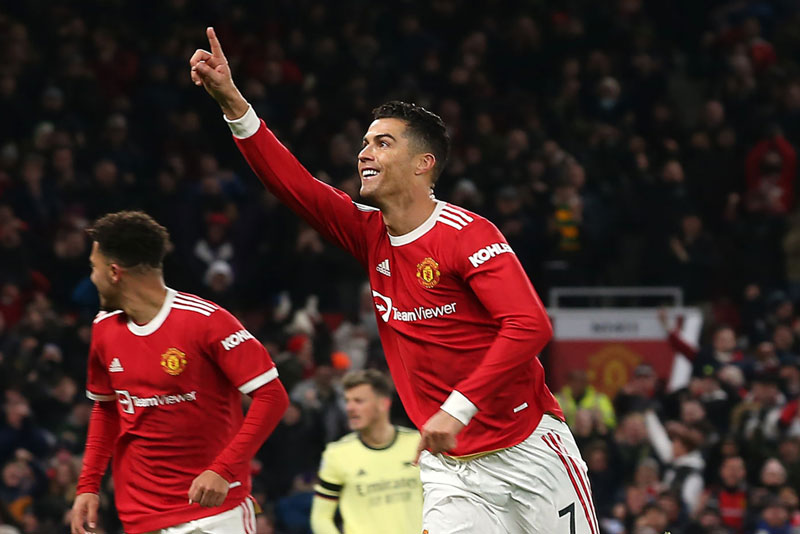 Đội hình tiêu biểu vòng 14 Premier League: Vinh danh Ronaldo
