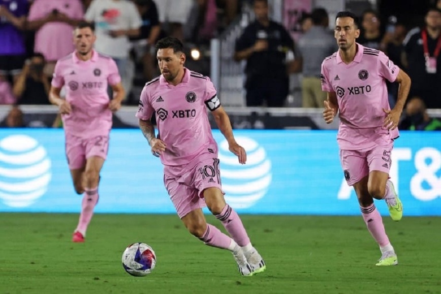 Mùa giải chưa bắt đầu, Messi đã giúp đội bóng chủ quản gây sốt