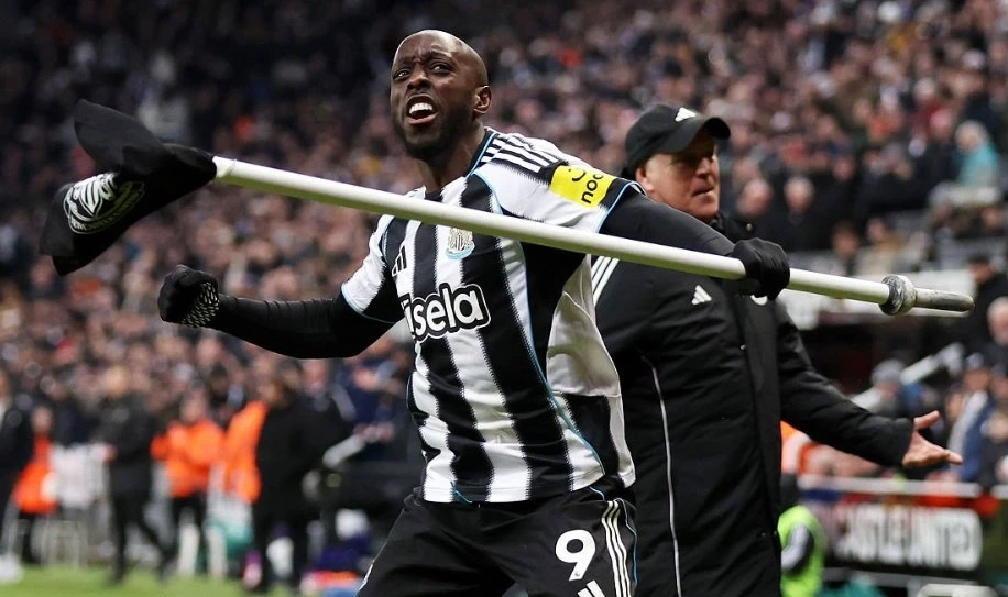 Màn ngược dòng không tưởng tại Premier League